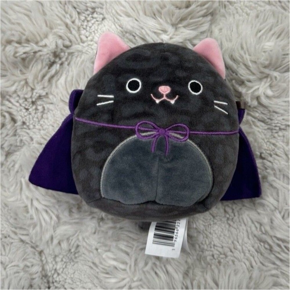 Squishmallow Xiomara the Panther Wearing Cape 2023 Halloween Release 4” Leopard